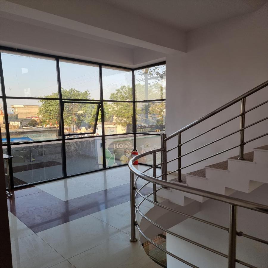 Seoni  Shivani Inn Hotel & Banquet מראה חיצוני תמונה